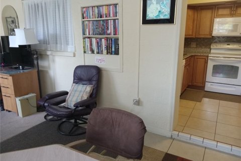Condo in Clearwater, Florida, 2 bedrooms  № 2226440 - photo 30