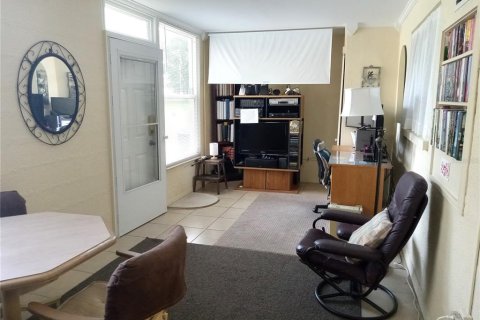Condo in Clearwater, Florida, 2 bedrooms  № 2226440 - photo 29