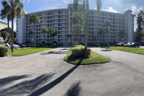 Condo à Pompano Beach, Floride, 1 chambre  № 2084429