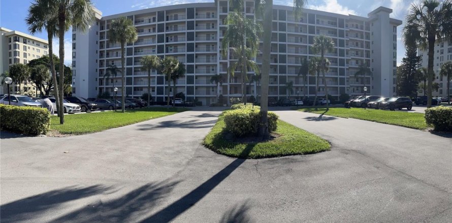Condo à Pompano Beach, Floride, 1 chambre  № 2084429
