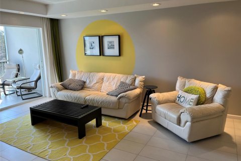 Copropriété à vendre à Pompano Beach, Floride: 1 chambre, 89.19 m2 № 2084429 - photo 14