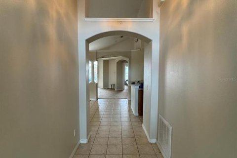 House in Davenport, Florida 3 bedrooms, 166.85 sq.m. № 1914699 - photo 2