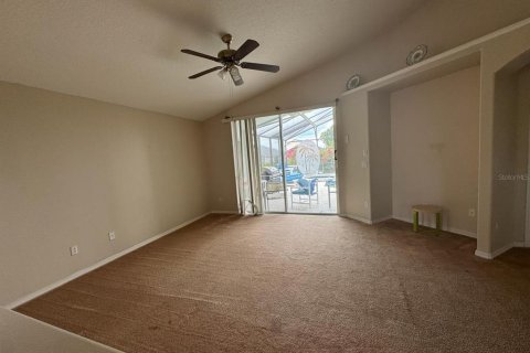 House in Davenport, Florida 3 bedrooms, 166.85 sq.m. № 1914699 - photo 9