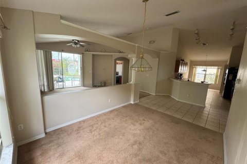 House in Davenport, Florida 3 bedrooms, 166.85 sq.m. № 1914699 - photo 5