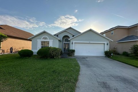 House in Davenport, Florida 3 bedrooms, 166.85 sq.m. № 1914699 - photo 1