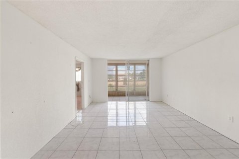 Copropriété à vendre à Sunrise, Floride: 2 chambres, 78.97 m2 № 2084387 - photo 7