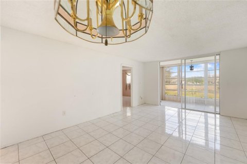 Copropriété à vendre à Sunrise, Floride: 2 chambres, 78.97 m2 № 2084387 - photo 3