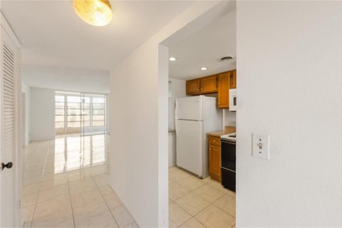 Copropriété à vendre à Sunrise, Floride: 2 chambres, 78.97 m2 № 2084387 - photo 6