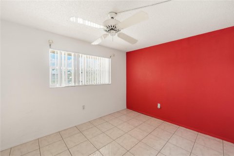 Copropriété à vendre à Sunrise, Floride: 2 chambres, 78.97 m2 № 2084387 - photo 12