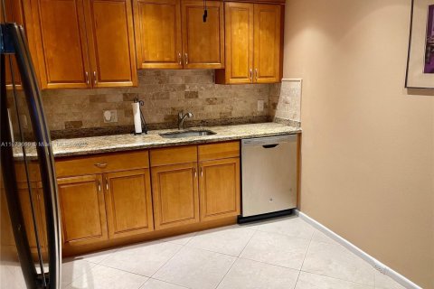 Купить кондоминиум в Бока-Ратон, Флорида 6 комнат, 83.24м2, № 1926092 - фото 6