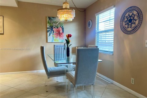 Купить кондоминиум в Бока-Ратон, Флорида 6 комнат, 83.24м2, № 1926092 - фото 4