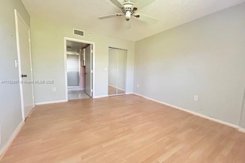 Condominio en venta en Fort Lauderdale, Florida, 2 dormitorios, 107.12 m2 № 1732025 - foto 11