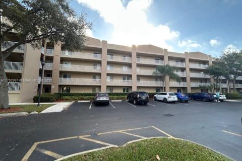 Condominio en venta en Fort Lauderdale, Florida, 2 dormitorios, 107.12 m2 № 1732025 - foto 1