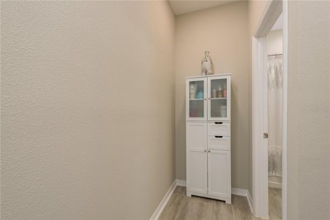 Villa ou maison à louer à Spring Hill, Floride: 3 chambres, 194.72 m2 № 1903273 - photo 26