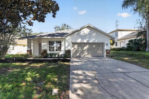 House in Clermont, Florida 4 bedrooms, 199.09 sq.m. № 2427528 - photo 3