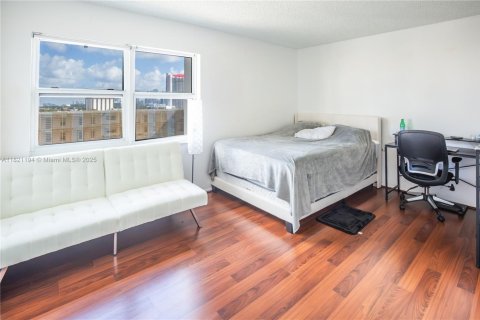 Copropriété à vendre à Hallandale Beach, Floride: 2 chambres, 139.35 m2 № 1781448 - photo 16