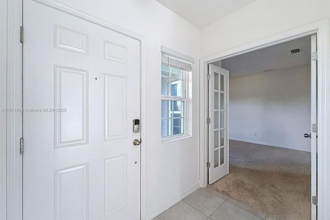 Casa en venta en Davenport, Florida, 4 dormitorios № 1975378 - foto 12