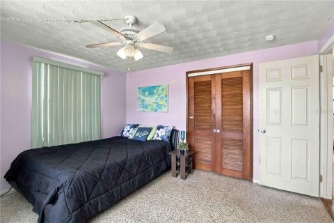 House in Sarasota, Florida 4 bedrooms, 102.94 sq.m. № 2393460 - photo 19