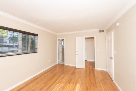 Condo in Key Biscayne, Florida, 2 bedrooms  № 1470342 - photo 10
