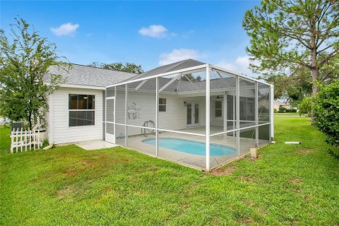 House in The Villages, Florida 3 bedrooms, 129.32 sq.m. № 1898691 - photo 24