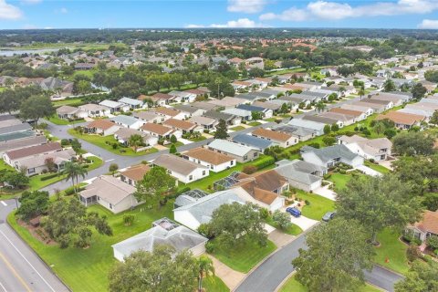 House in The Villages, Florida 3 bedrooms, 129.32 sq.m. № 1898691 - photo 27