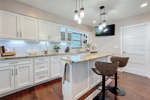 House in Largo, Florida 2 bedrooms, 150.69 sq.m. № 1795413 - photo 11