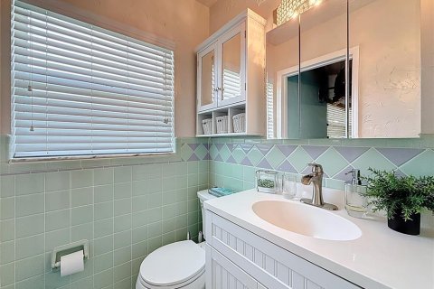 House in Largo, Florida 2 bedrooms, 150.69 sq.m. № 1795413 - photo 18
