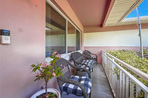 House in Largo, Florida 2 bedrooms, 150.69 sq.m. № 1795413 - photo 3
