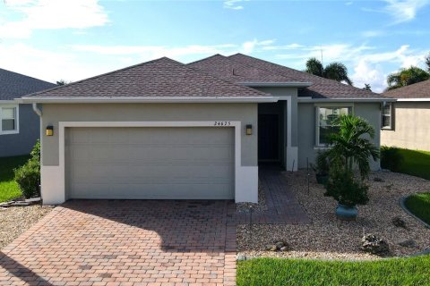 Casa en venta en Punta Gorda, Florida, 3 dormitorios, 137.22 m2 № 1903484 - foto 1