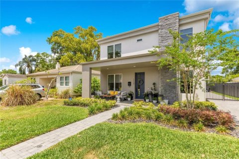 Casa en venta en Orlando, Florida, 5 dormitorios, 216.37 m2 № 1676016 - foto 4