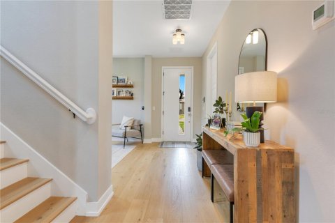 Casa en venta en Orlando, Florida, 5 dormitorios, 216.37 m2 № 1676016 - foto 11
