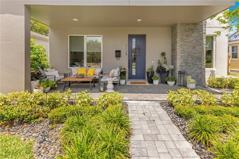 Casa en venta en Orlando, Florida, 5 dormitorios, 216.37 m2 № 1676016 - foto 5