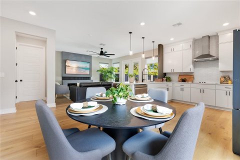 Casa en venta en Orlando, Florida, 5 dormitorios, 216.37 m2 № 1676016 - foto 21