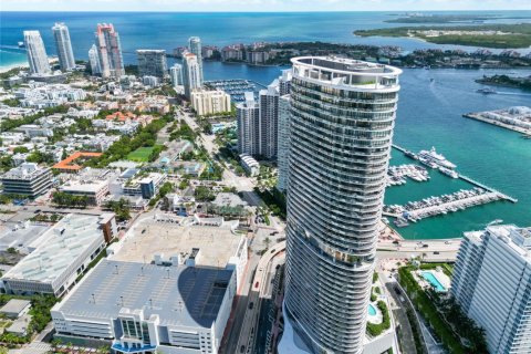 Copropriété à vendre à Miami Beach, Floride: 1 chambre, 93.83 m2 № 2035447 - photo 17