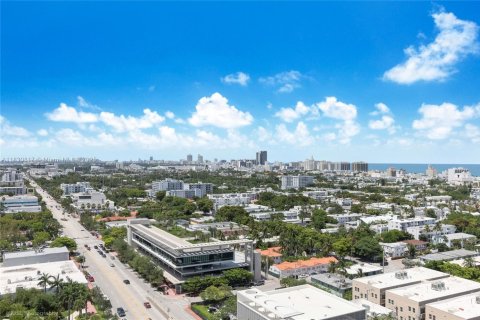 Copropriété à vendre à Miami Beach, Floride: 1 chambre, 93.83 m2 № 2035447 - photo 15