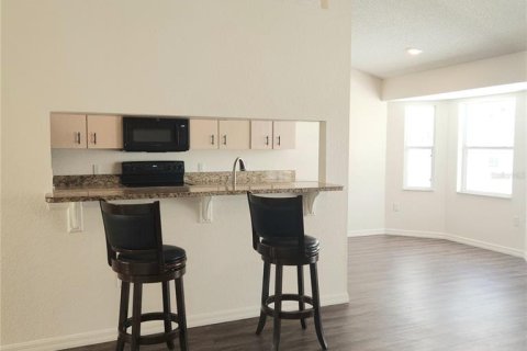 House in Lakeland, Florida 3 bedrooms, 145.11 sq.m. № 1835738 - photo 6