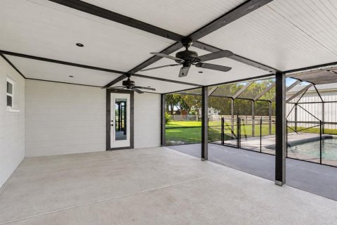 Villa ou maison à vendre à Bartow, Floride: 2 chambres, 134.52 m2 № 2430499 - photo 15