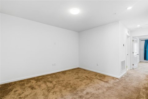 Touwnhouse à louer à Orlando, Floride: 3 chambres, 167.22 m2 № 2134160 - photo 15