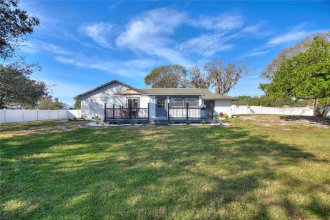 House in Sarasota, Florida 3 bedrooms, 161.56 sq.m. № 2118019 - photo 26