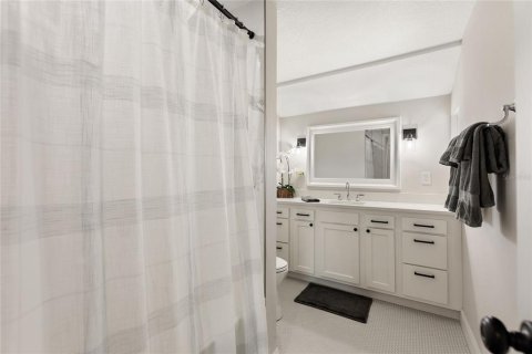 House in Sarasota, Florida 3 bedrooms, 161.56 sq.m. № 2118019 - photo 17