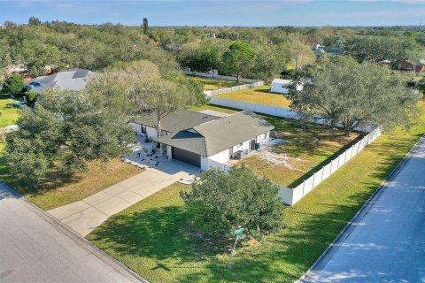 House in Sarasota, Florida 3 bedrooms, 161.56 sq.m. № 2118019 - photo 2