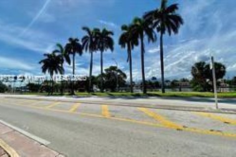 Copropriété à louer à Miami Beach, Floride: 2 chambres, 144.93 m2 № 2019346 - photo 12