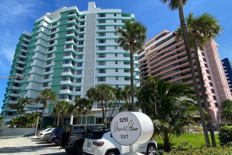 Condo à Miami Beach, Floride, 2 chambres  № 2019346