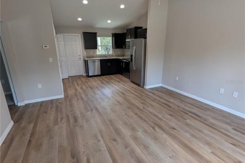 Duplex in Ocala, Florida 7 bedrooms, 225.66 sq.m. № 2379764 - photo 5