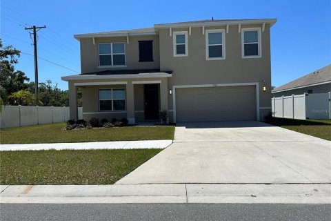 Casa en alquiler en Plant City, Florida, 5 dormitorios, 248.42 m2 № 1644178 - foto 3