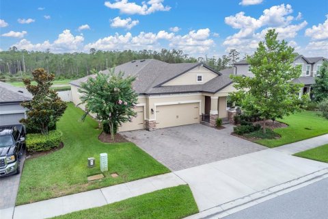 House in Odessa, Florida 4 bedrooms, 251.39 sq.m. № 1795400 - photo 1