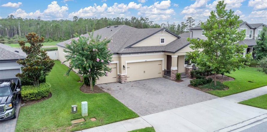 House in Odessa, Florida 4 bedrooms, 251.39 sq.m. № 1795400
