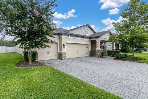 House in Odessa, Florida 4 bedrooms, 251.39 sq.m. № 1795400 - photo 2