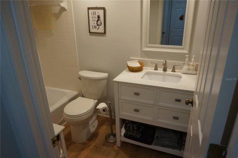 Villa ou maison à vendre à Venice, Floride: 2 chambres, 123.28 m2 № 1894350 - photo 25