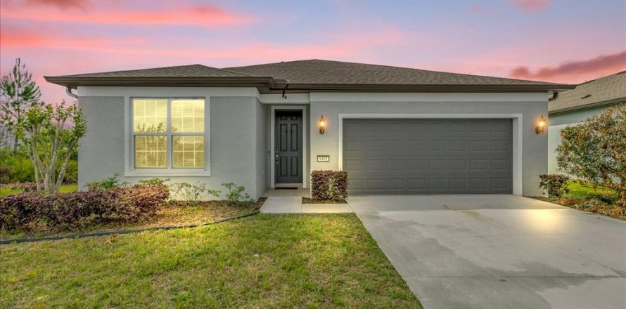 Villa ou maison à Ocala, Floride 3 chambres, 154.4 m2 № 2128685